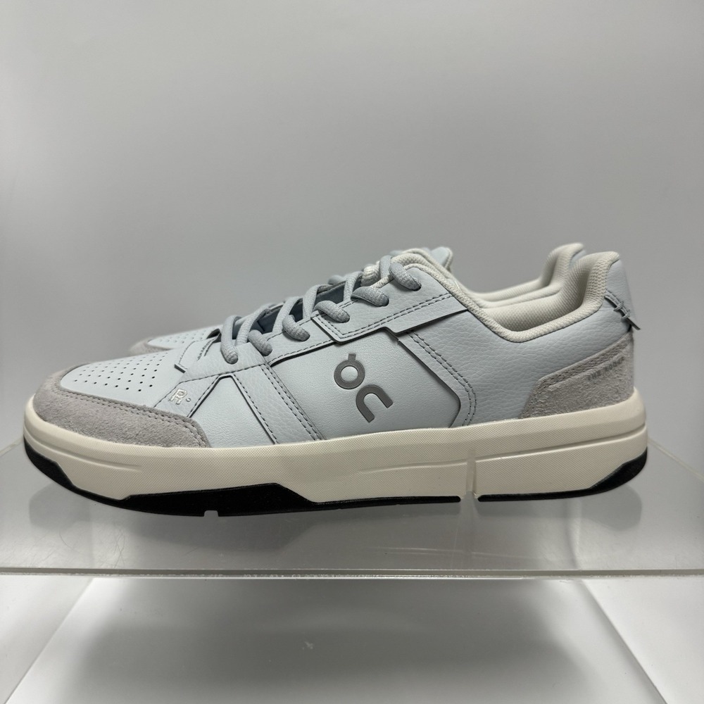 Brand New On The Roger Clubhouse Blue Artic / Ivory 3MF10543042 Men's Size 7.5